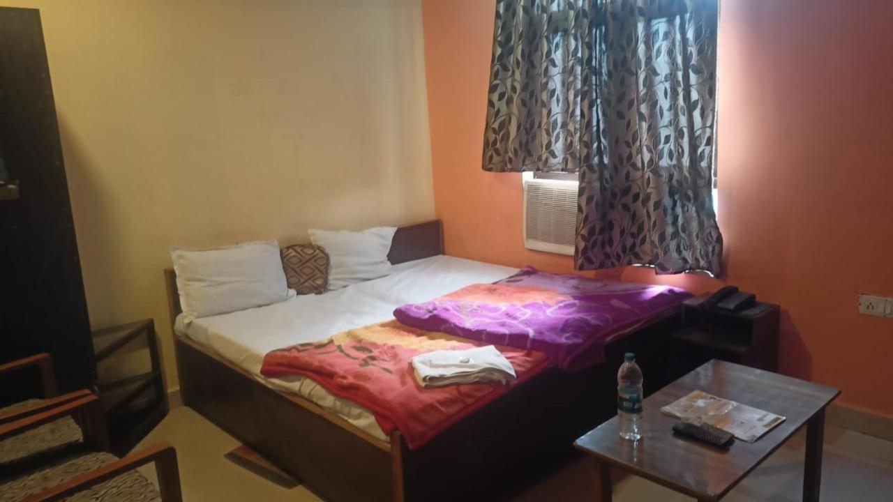 Hotel Shyam Utsav Mirzapur Экстерьер фото